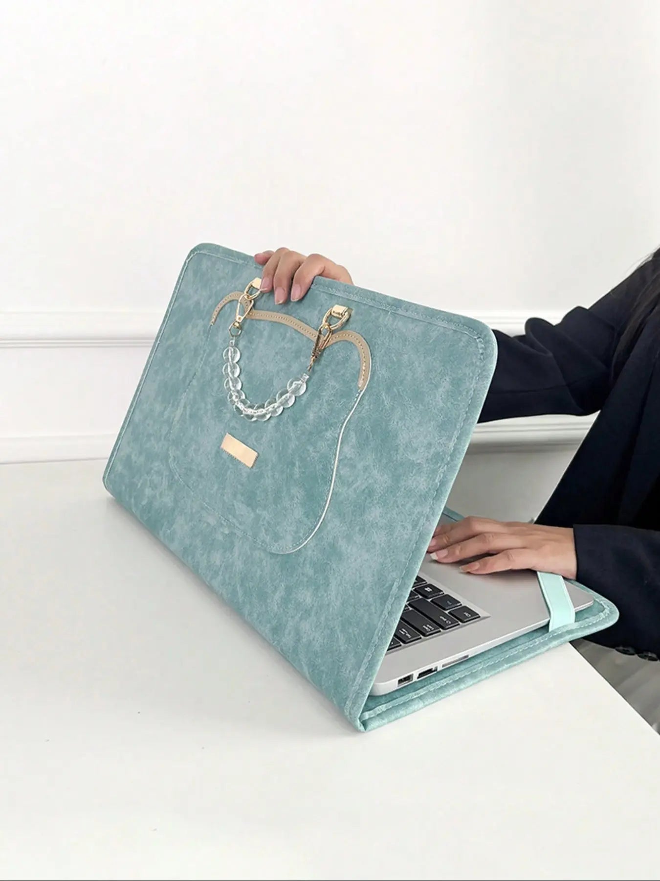 Stylish and Durable Laptop Sleeve Case for 13-16 Inch Laptops - Perfectly Fits Your Notebook with a Cute Design