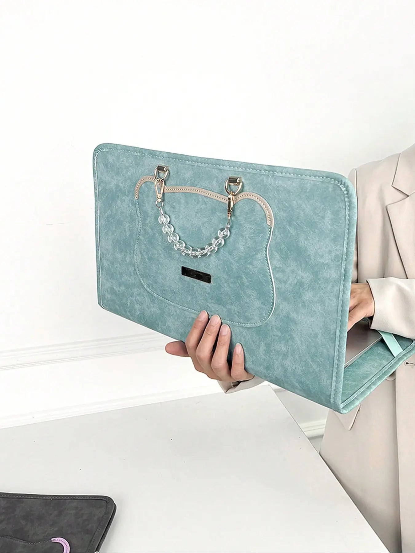 Stylish and Durable Laptop Sleeve Case for 13-16 Inch Laptops - Perfectly Fits Your Notebook with a Cute Design
